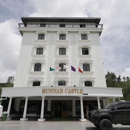 Munnar Castle Hotel Buitenkant foto